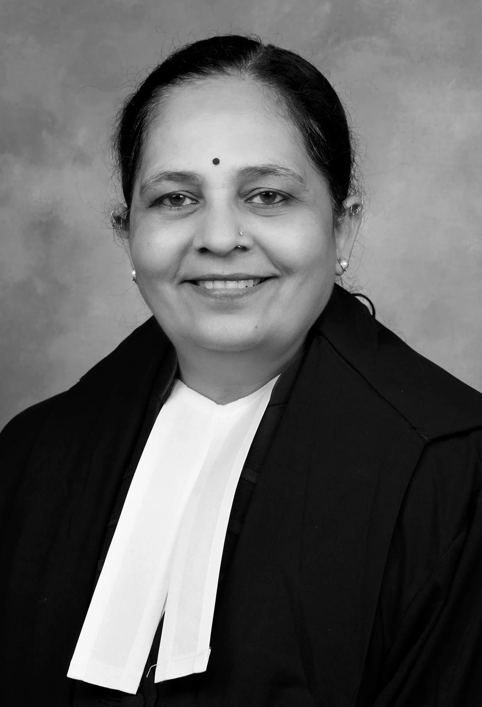 Hon'ble Smt. Manjusha Ajay Deshpande
